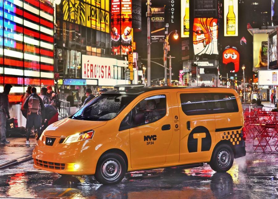 Nissan NV200 Taxi 2014 года  (фото 28 из 30)
